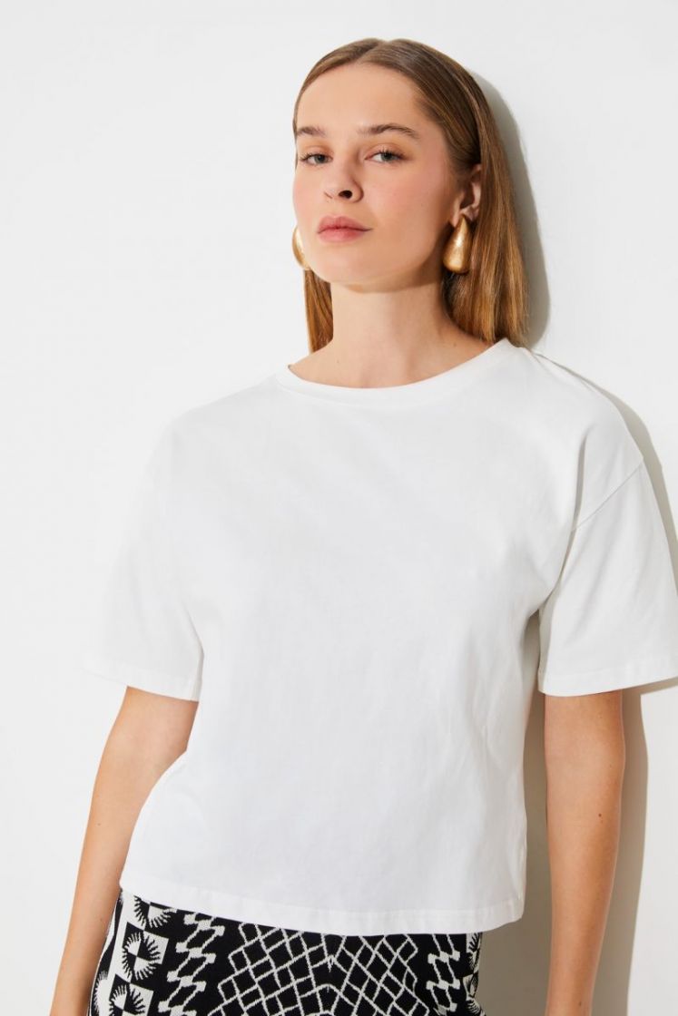  01 BLANC CASSE