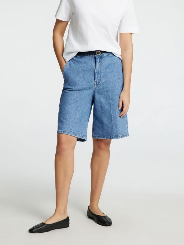  MEDIUM BLUE