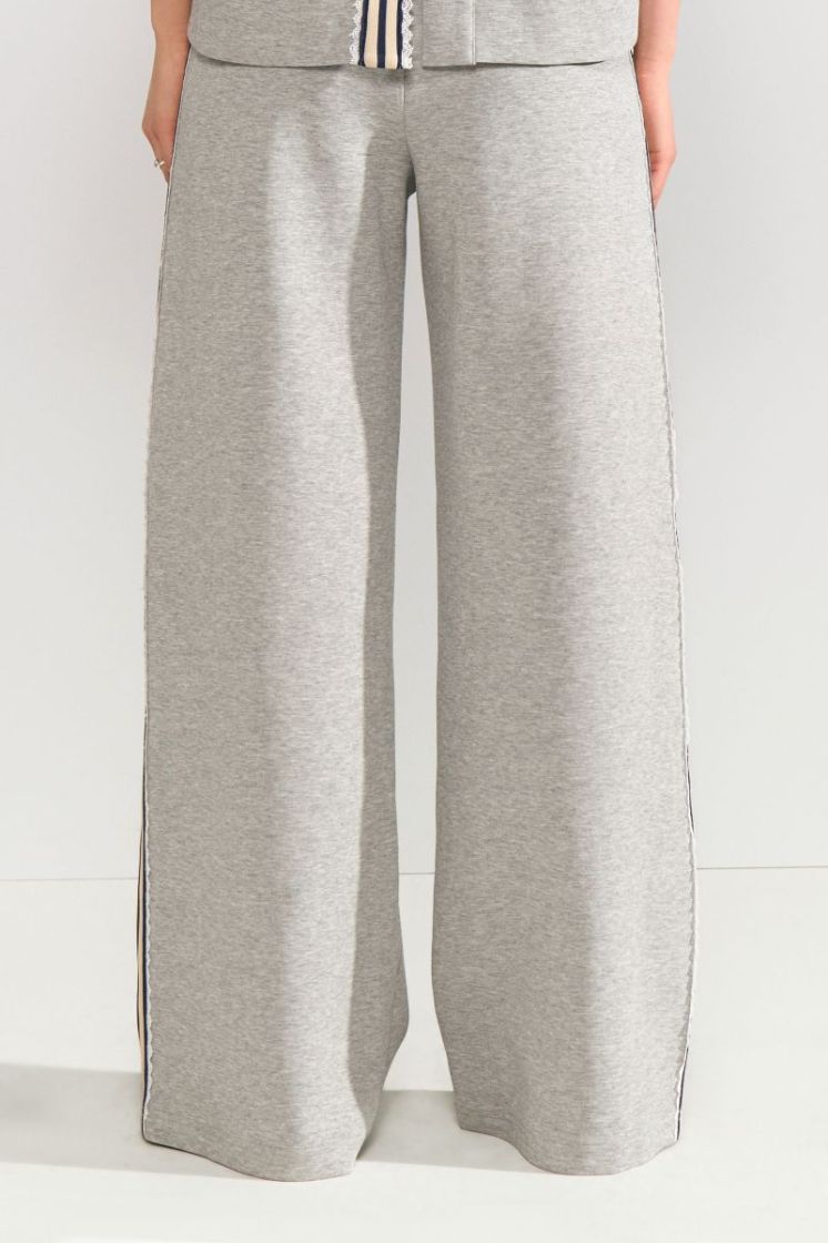  0517 MED GREY