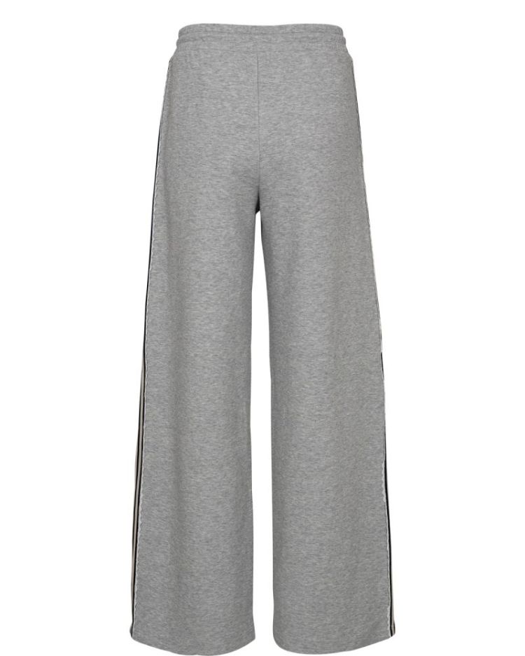  0517 MED GREY