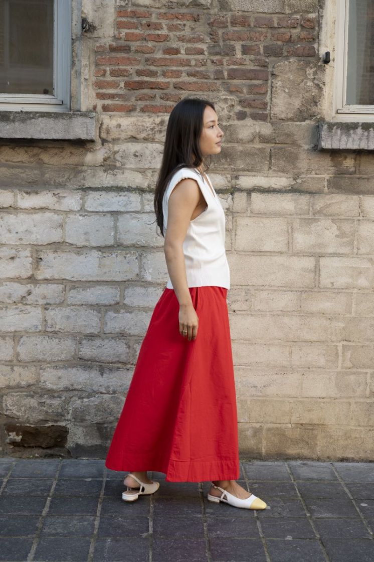  FIERY RED