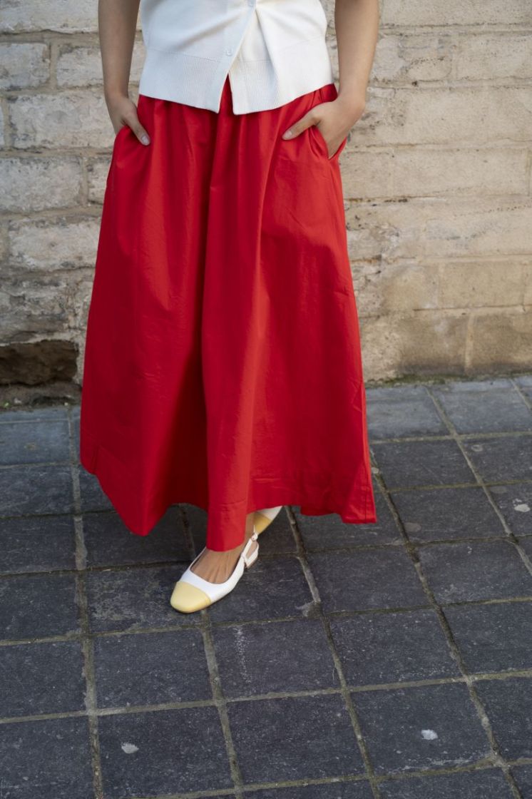  FIERY RED