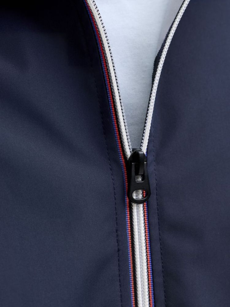  NAVY BLAZER