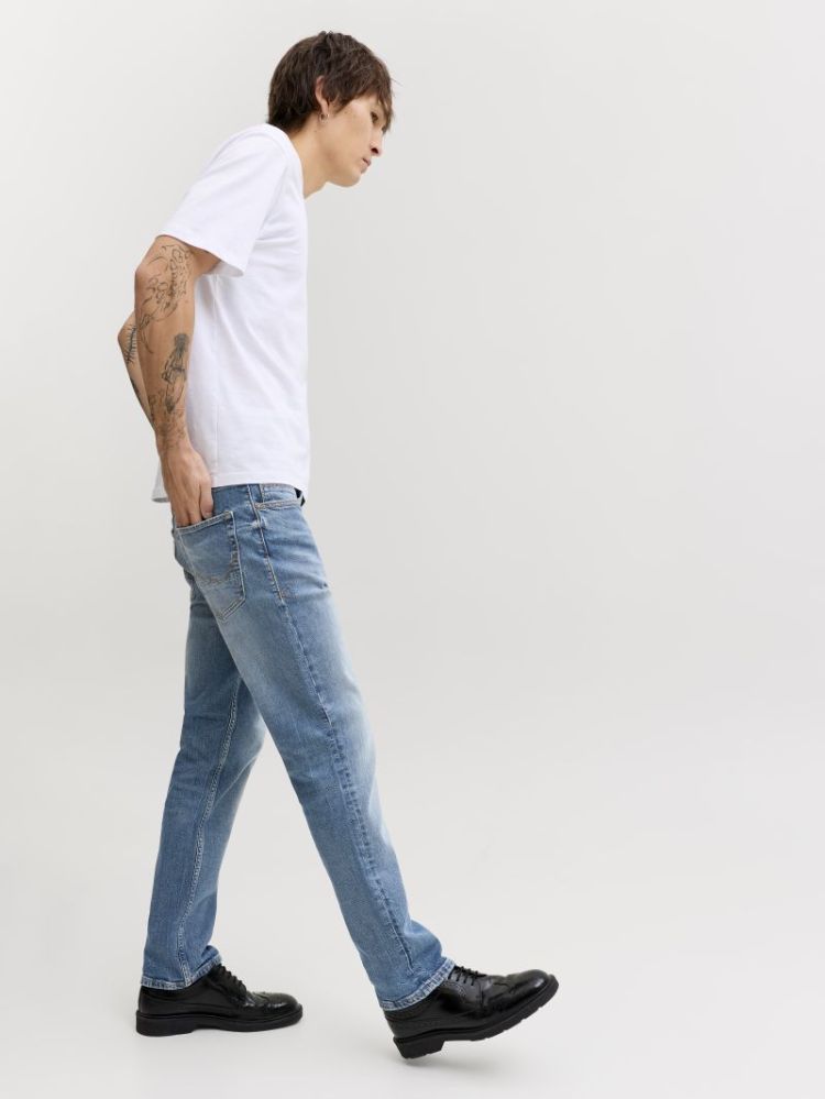  BLUE DENIM