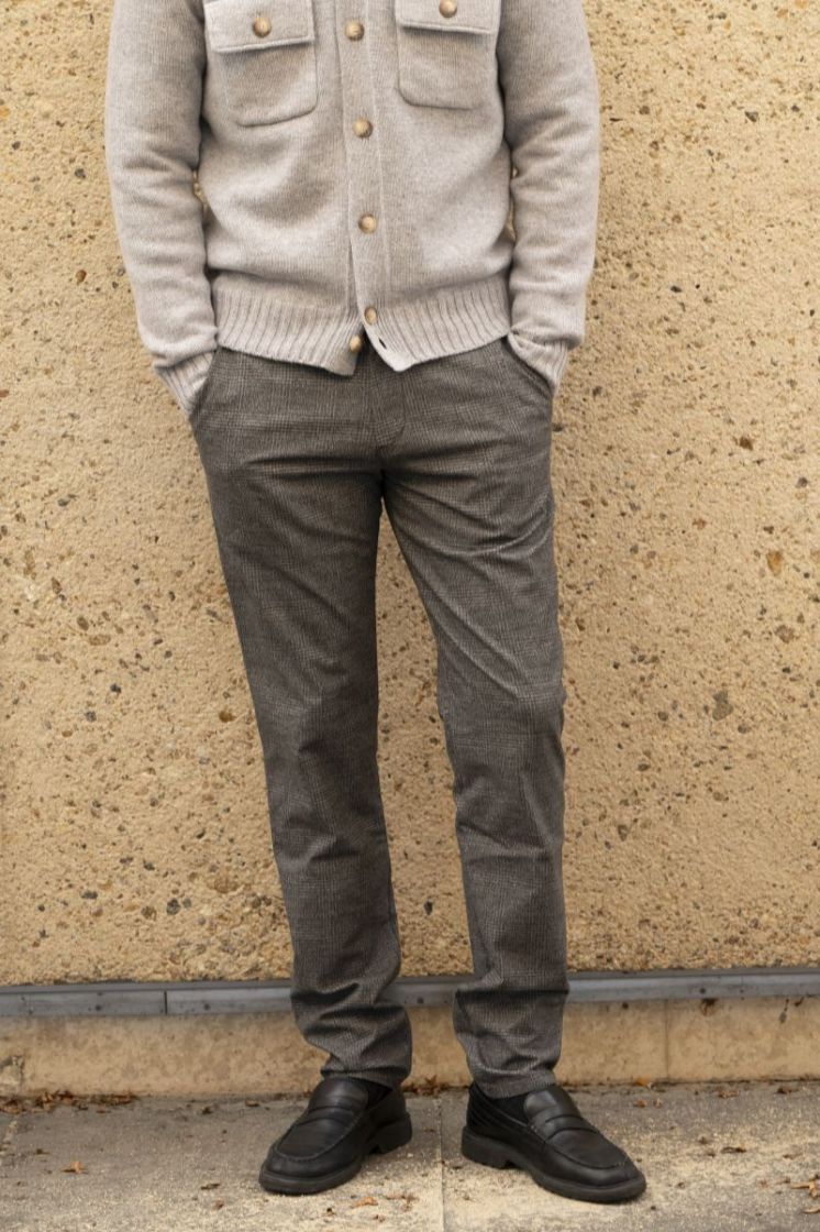 049 GREY CHECK