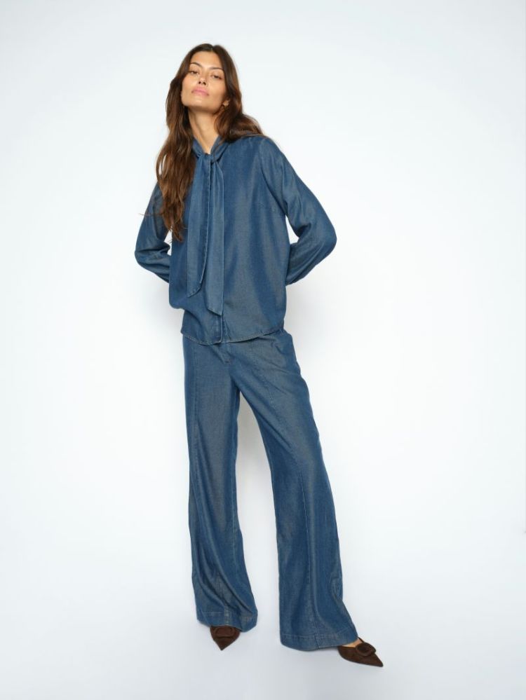  447 DARK BLUE