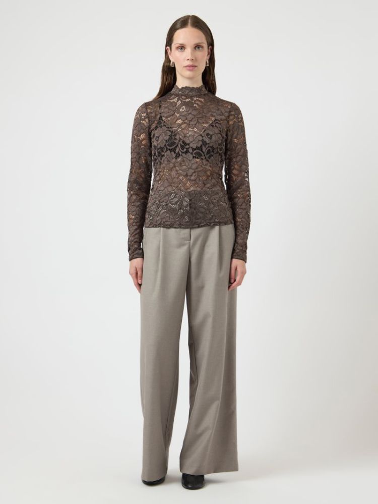  CHOCOLATE BROWN