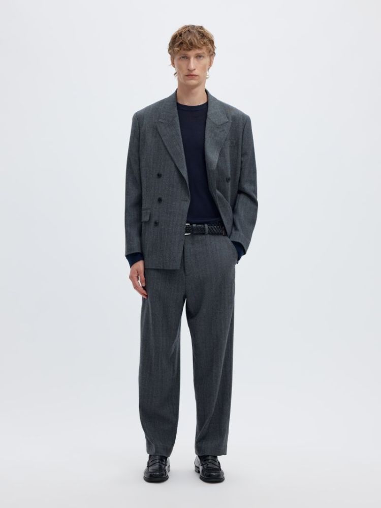  NAVY BLAZER