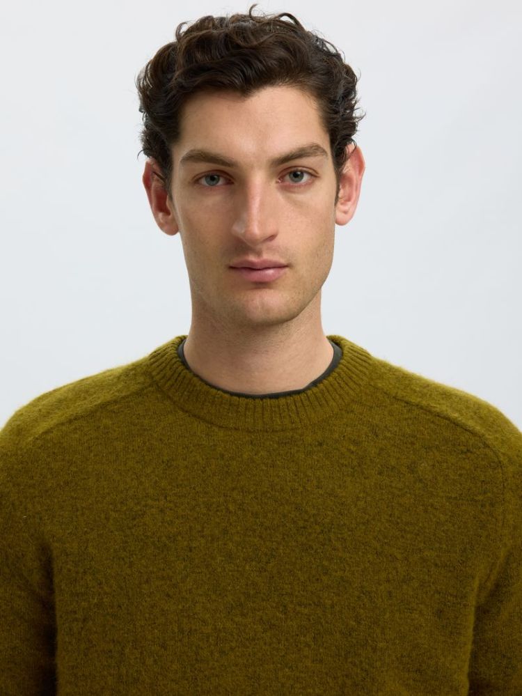  FIR GREEN