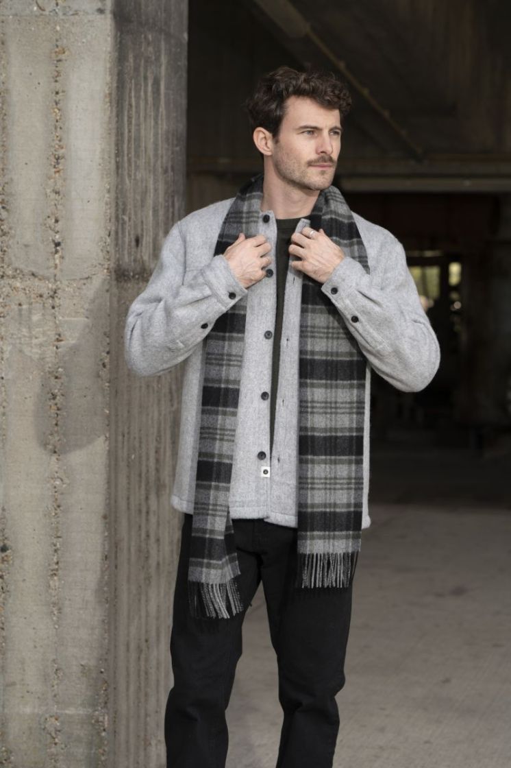  LIGHT GREY CHEC