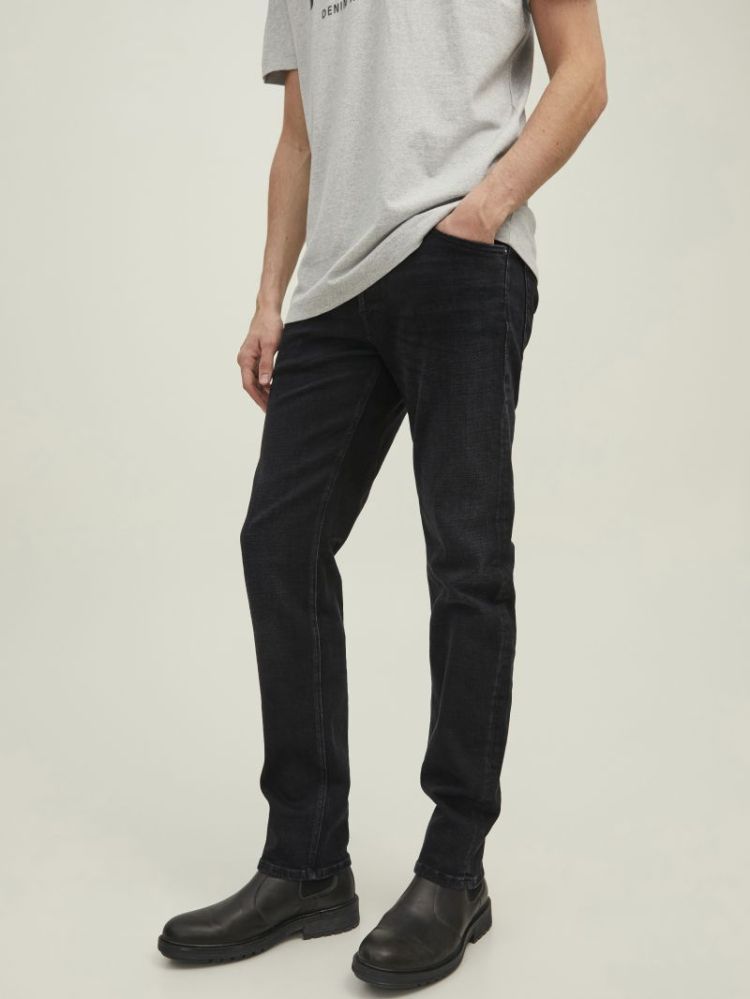  BLACK DENIM