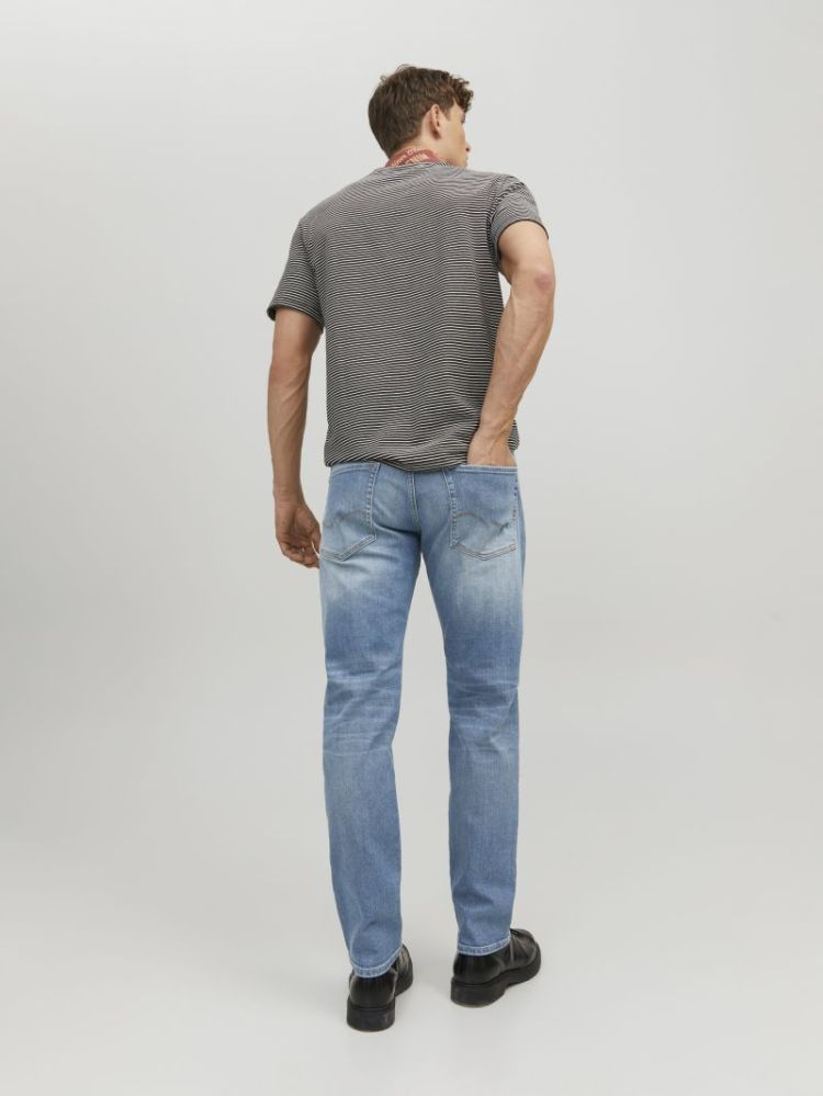  BLUE DENIM