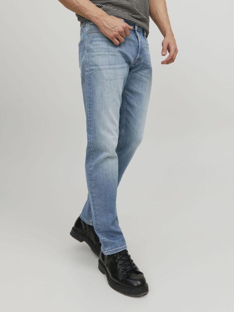  BLUE DENIM