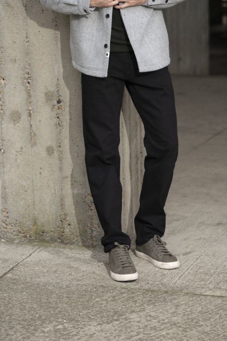  BLACK DENIM