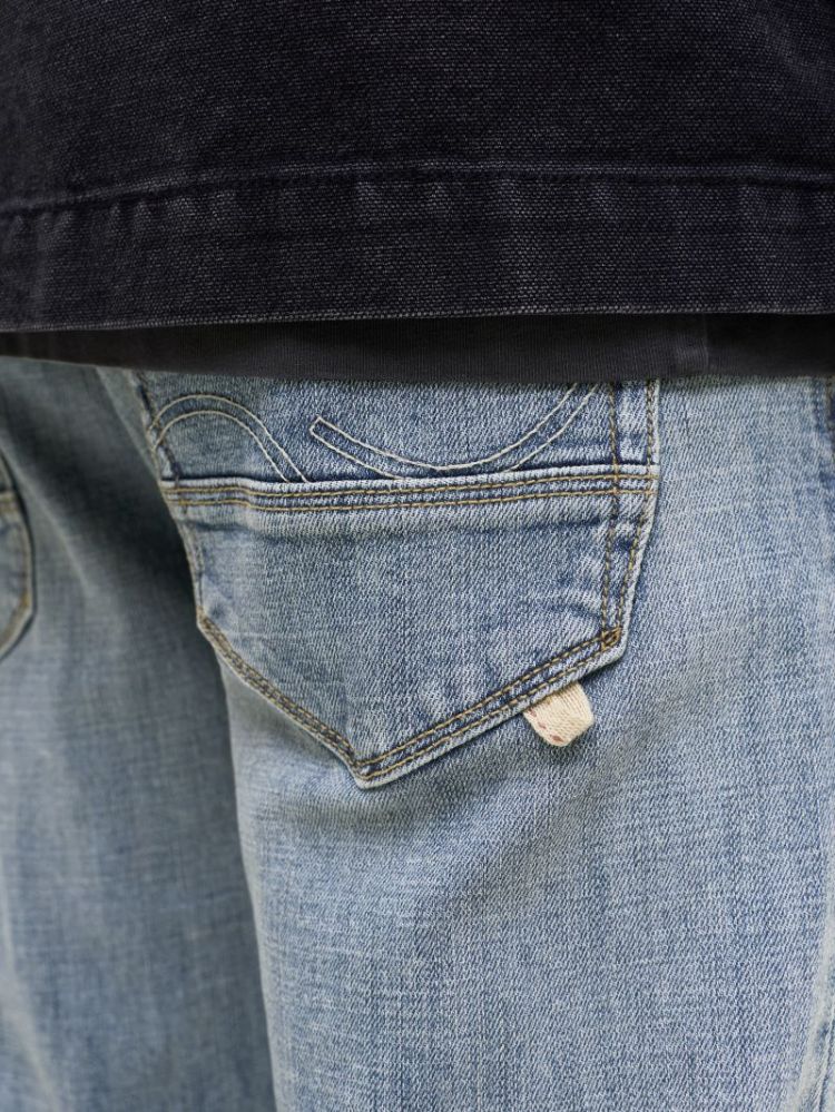  BLUE DENIM
